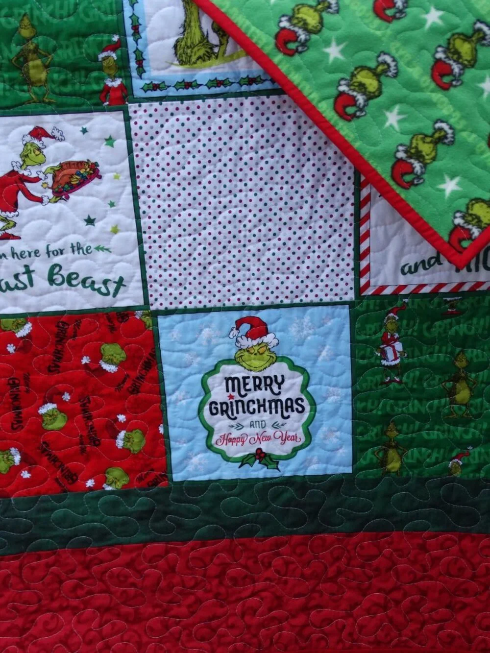 Handmade Quilt How the Grinch Stole Christmas finished quilt